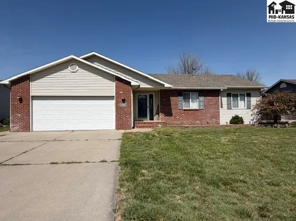 302 E 37th Ave, Hutchinson, KS 67502