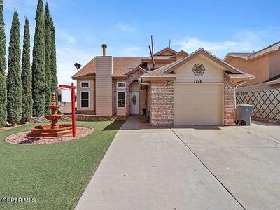 1724 Judith Resnik Dr, El Paso, TX, 79936