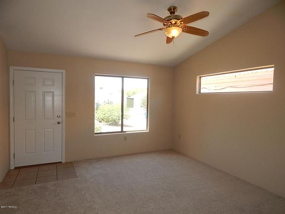 2nd image of 2318 W Silver River Way