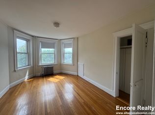 1249 Boylston St #31, Boston, MA 02215