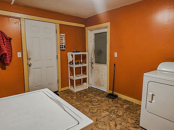 4th image of 3013 Ravenswood Dr