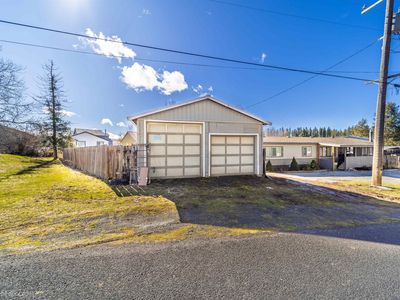 134 E Lake St, Rockford, WA, 99030