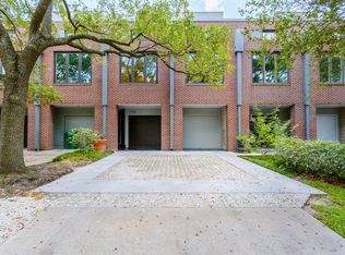 2429 Wroxton Rd, Houston, TX 77005