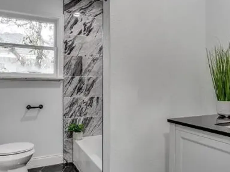 2740 S Polk St — Photo 6