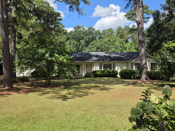 30 E Ridge Rd, Laurel, MS 39440