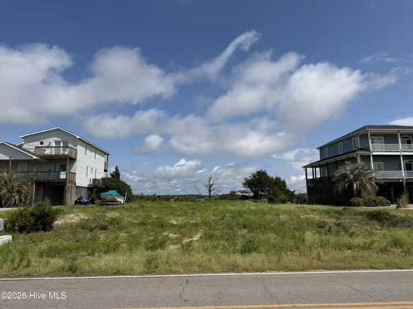 6616 Kings Lynn Drive, Oak Island, NC 28465