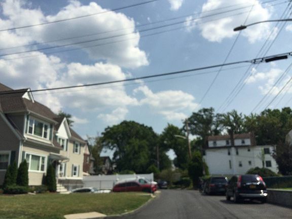 5th image of 15 Greendale Ave