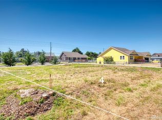 109 22nd St NE, Long Beach, WA 98631