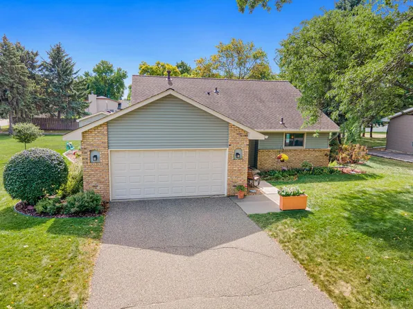 7109 78th Ave N, Brooklyn Park, MN 55445
