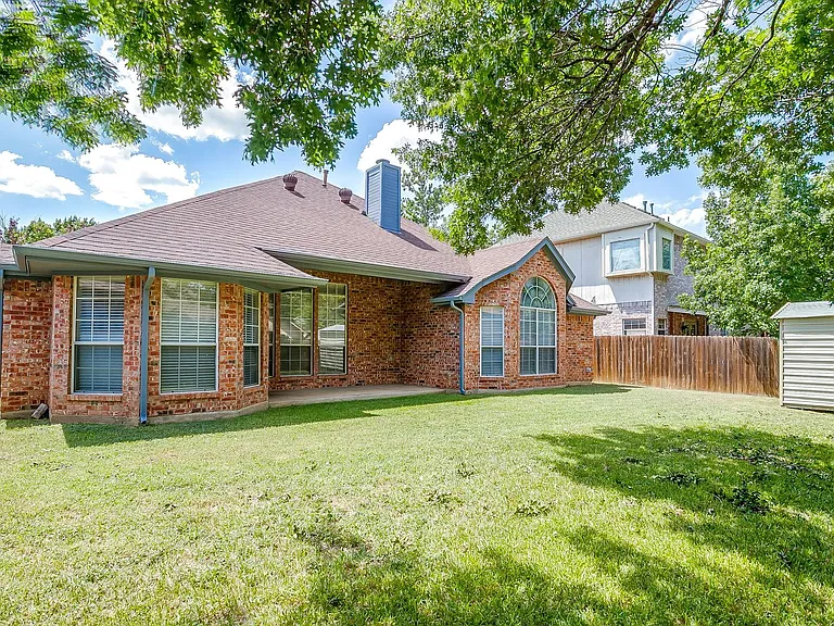 7617 Blossom Dr — Photo 25