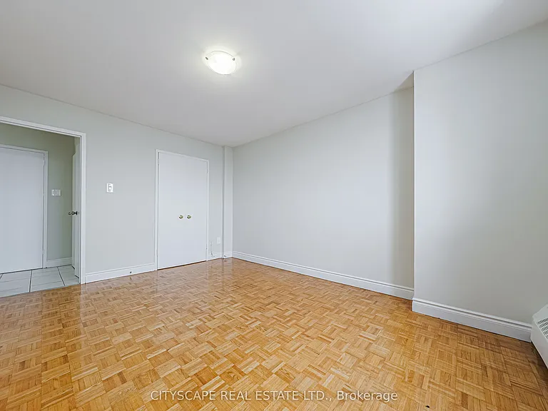 100 Rowena Dr #712 — Photo 14