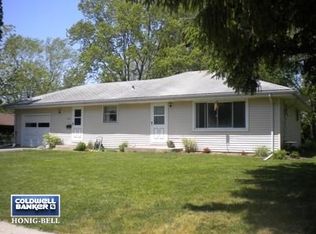 338 W Page St, Elkhorn, WI