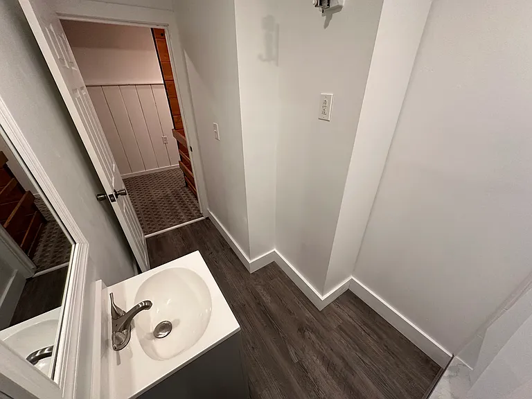 310 E Miner St — Photo 14