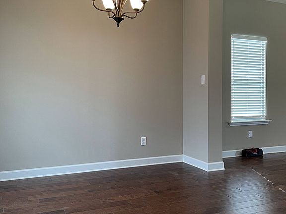 4th image of 3522 Marion Ln
