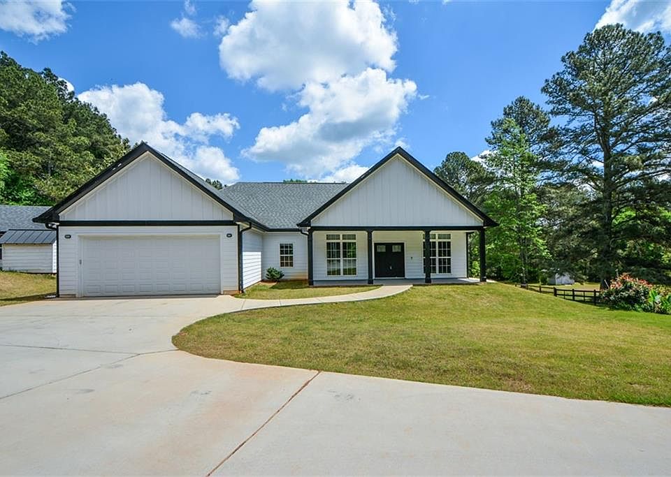 1st image of 413 Parks Mill Rd