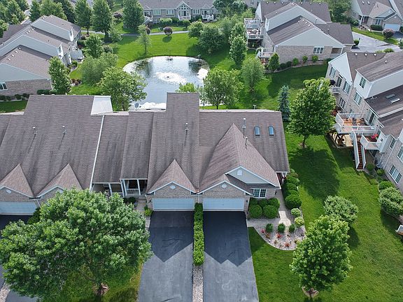 3rd image of 18113 Lake Shore Dr