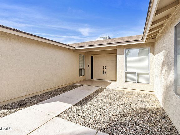 2nd image of 26434 S SEDONA Drive