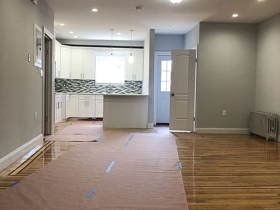 3rd image of 120-32 178th St