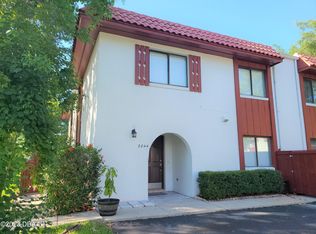 2044 Oak Meadow Cir, South Daytona, FL 32119