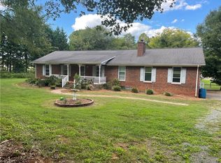 325 Chris St, Mebane, NC 27302
