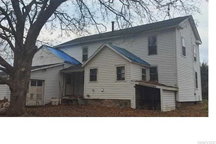 2nd image of 13476 Ridge Rd W