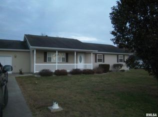 1105 Durham St, Johnston City, IL 62951