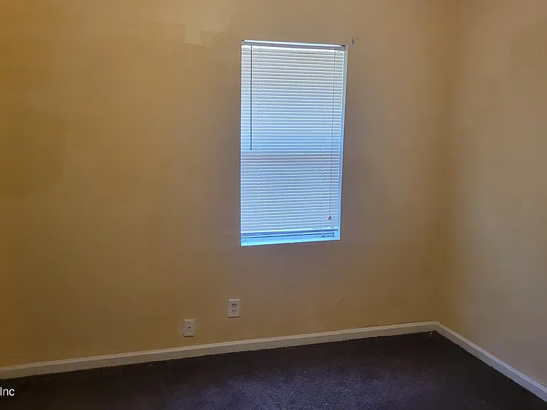 2810 Venus St — Photo 7