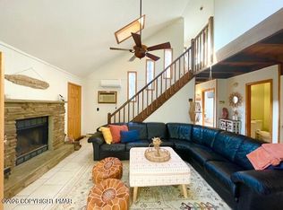 123 N Fairway Dr, Lake Ariel, PA 18436