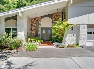 2301 Plunkett Rd, Bayside, CA 95524