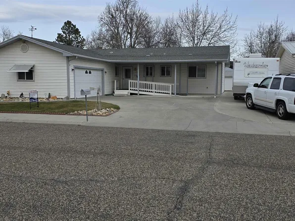 1302 SW 12th St, Ontario, OR 97914