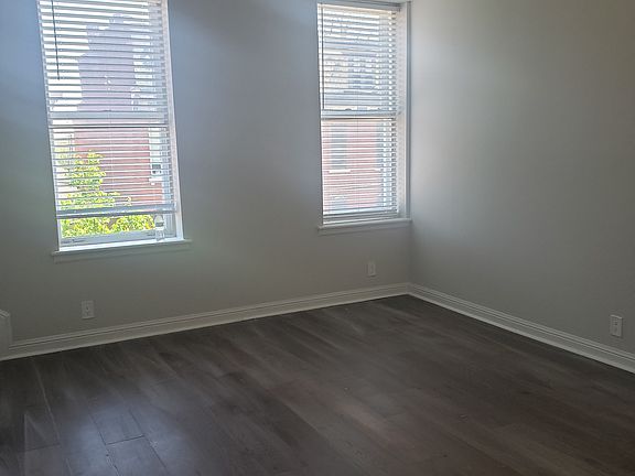 4th image of 2311 S 9th St APT A