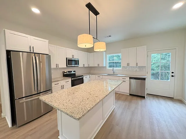 6901 Hunter Rd — Photo 6