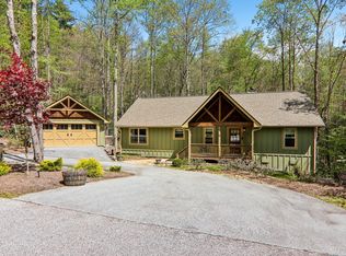 15 Spruce Court, Sapphire, NC 28774