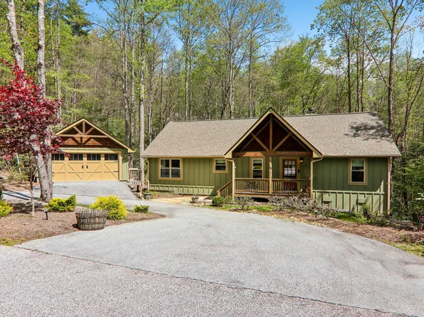 15 Spruce Court, Sapphire, NC 28774