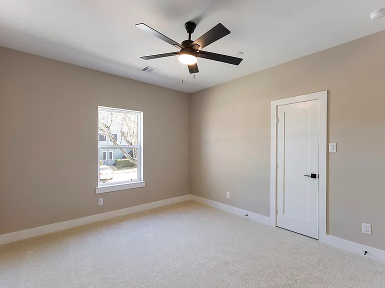 2390 Usman Dr — Photo 14