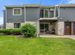 301 Whispering Pines Way, Fitchburg, WI 53713