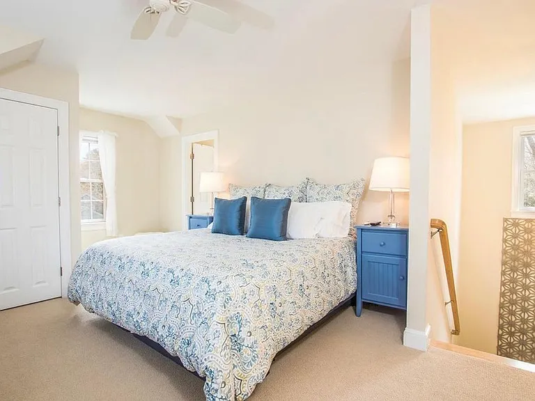 11 Oak Ridge Rd — Photo 12