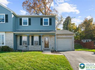 4160 Newport Dr, Emmaus, PA 18049