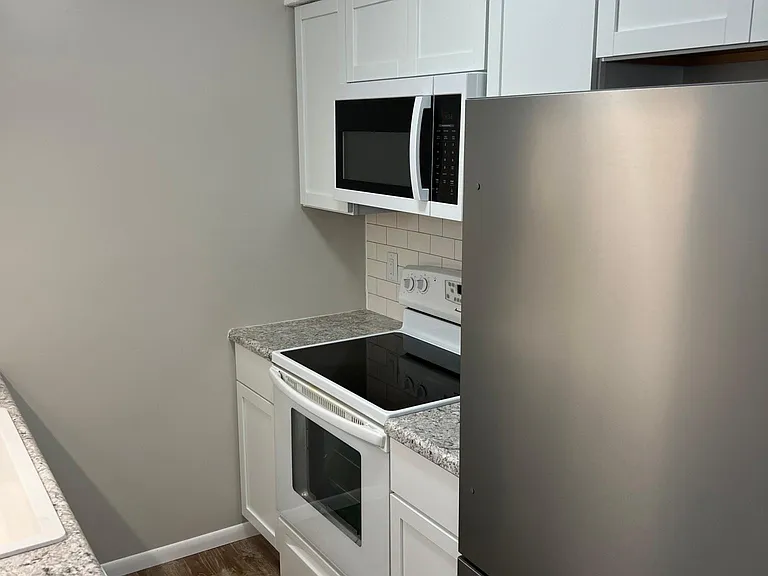 3645 N 52nd St #4 — Photo 1