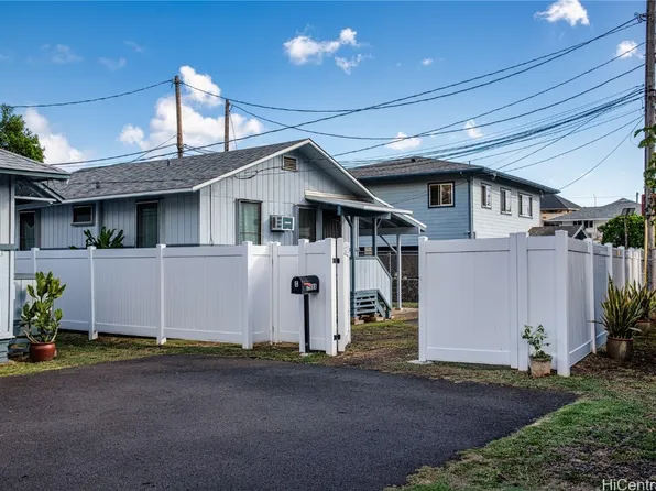 2965 Koali Rd APT C, Honolulu, HI 96826