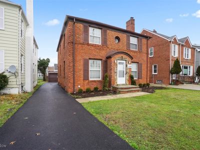 13645 Cedar Rd, University Heights, OH, 44118