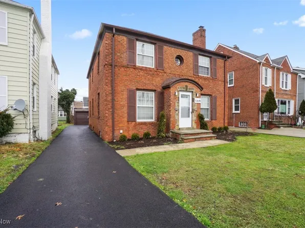 13645 Cedar Rd, University Heights, OH 44118