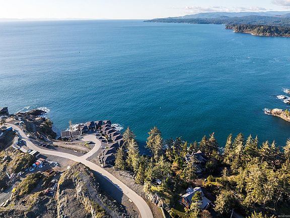 5th image of 1010 Roxview Ct