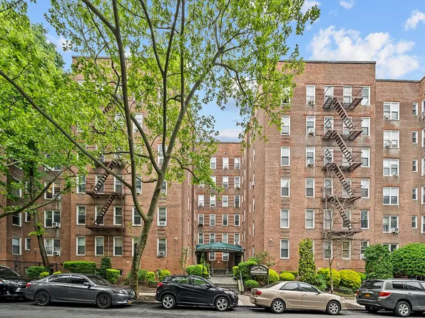 2107 Wallace Ave APT 4G, Bronx, NY 10462