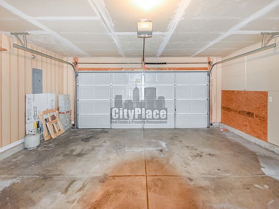 3rd image of 312 Harts Ford Way