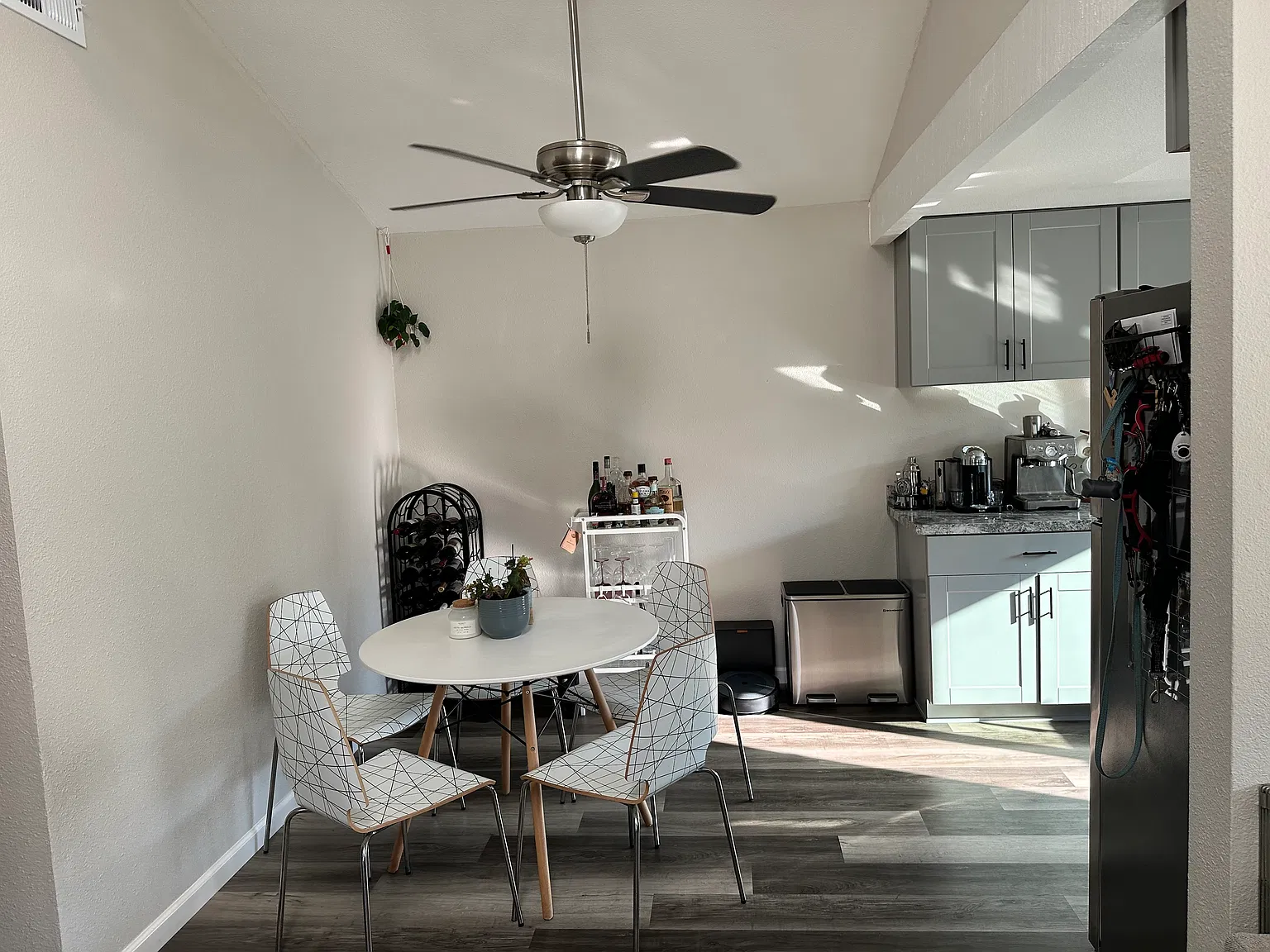 2 bed, 1017 sqft, $3,500 — Photo 4
