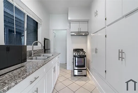 5432 S Figueroa St — Photo 6