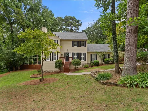 303 Gantt Trce, Woodstock, GA 30188