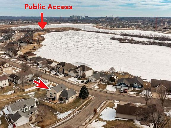 4th image of 3269 Lake St NW