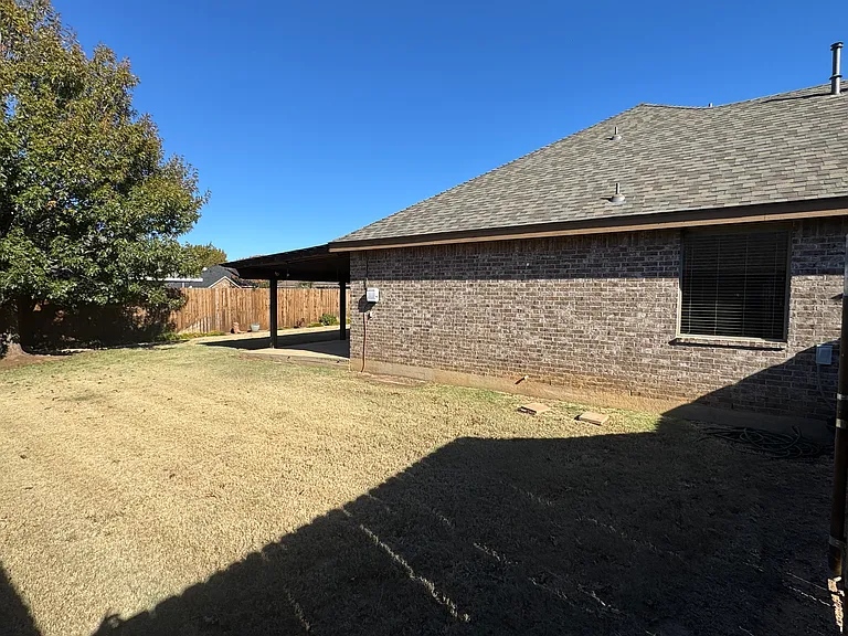 610 Benelli Dr — Photo 33